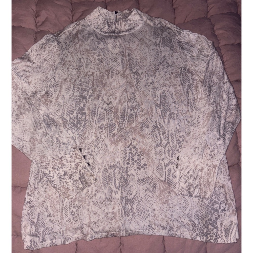 Chico's Women Snakeskin Print Mock Neck Top Size 4 XL